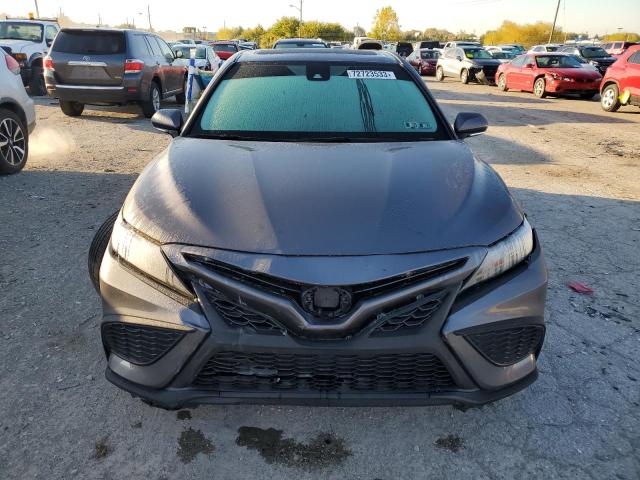 4T1S11AK5PU739925 - 2023 TOYOTA CAMRY SE NIGHT SHADE GRAY photo 5