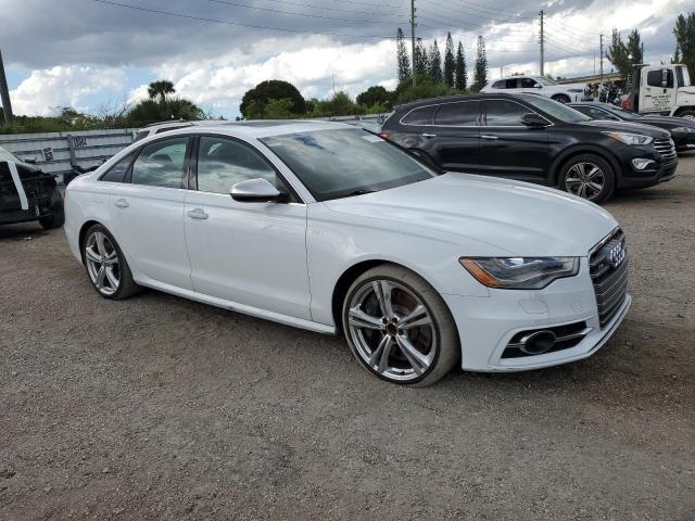 WAUF2AFC0DN122262 - 2013 AUDI S6 WHITE photo 4