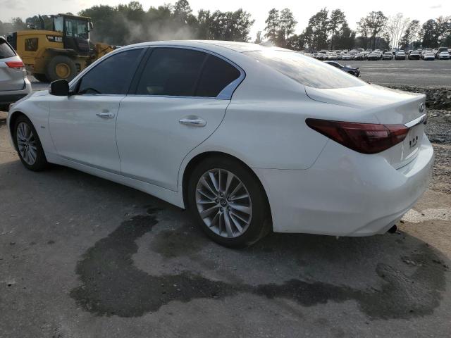 JN1EV7AP8JM352056 - 2018 INFINITI Q50 LUXE WHITE photo 2