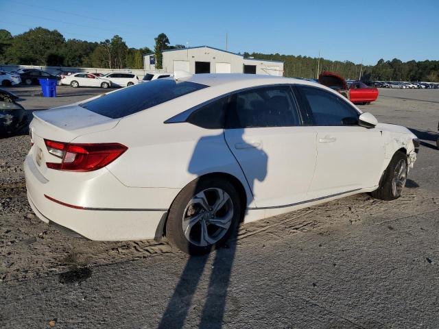 1HGCV1F4XJA197058 - 2018 HONDA ACCORD EX WHITE photo 3