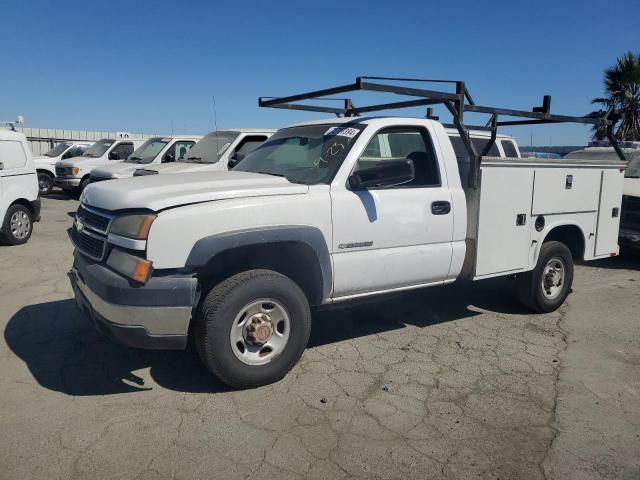 1GBHC24U06E138723 - 2006 CHEVROLET SILVERADO C2500 HEAVY DUTY WHITE photo 1