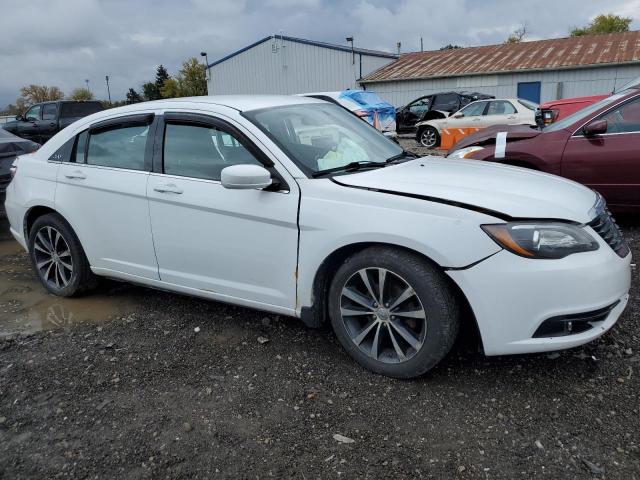 1C3CCBBB3DN516557 - 2013 CHRYSLER 200 TOURING WHITE photo 4