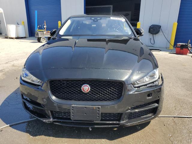 SAJAE4BG4HA963501 - 2017 JAGUAR XE PRESTIGE BLACK photo 5