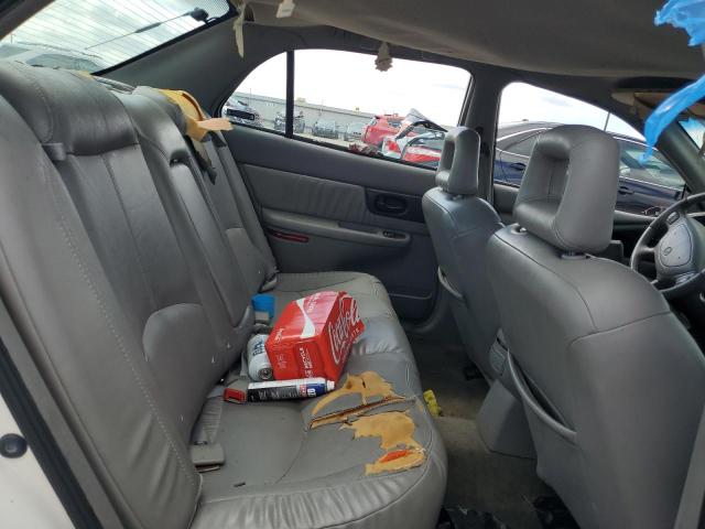 2G4WF551621177422 - 2002 BUICK REGAL GS WHITE photo 10