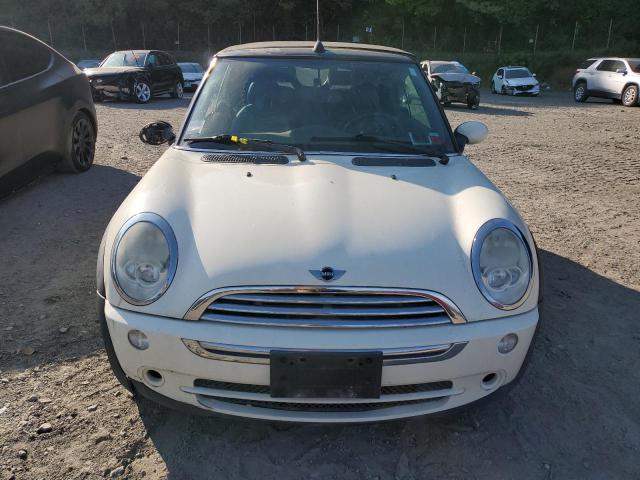 WMWRF33536TG15986 - 2006 MINI COOPER WHITE photo 5
