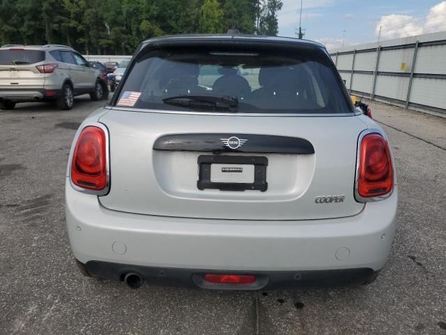 WMWXU1C52K2H73530 - 2019 MINI COOPER SILVER photo 6