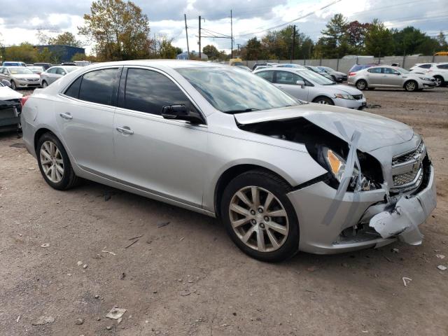 1G11H5SA5DF270921 - 2013 CHEVROLET MALIBU LTZ ვერცხლისფერი ფოტო 4