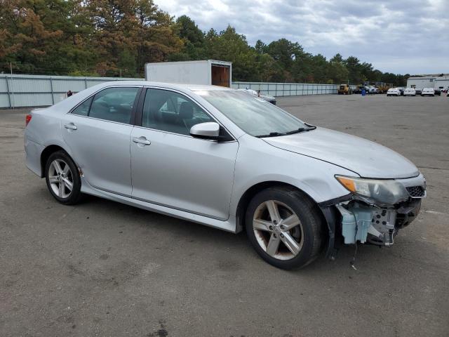 4T1BF1FK1EU353543 - 2014 TOYOTA CAMRY L SILVER photo 4