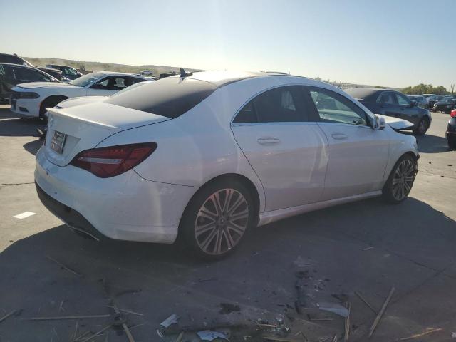 WDDSJ4EB0JN645166 - 2018 MERCEDES-BENZ CLA 250 WHITE photo 3