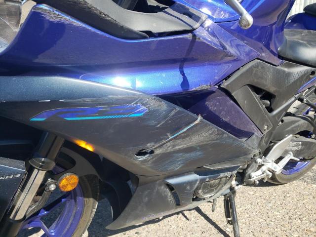 MH3RH18Y9PK010963 - 2023 YAMAHA YZFR3 A BLUE photo 9