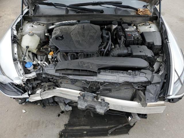 5NPEG4JA7LH060171 - 2020 HYUNDAI SONATA SE SILVER photo 11