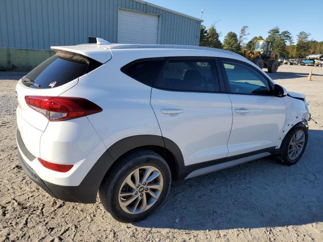 KM8J33A40JU671785 - 2018 HYUNDAI TUCSON SEL WHITE photo 3