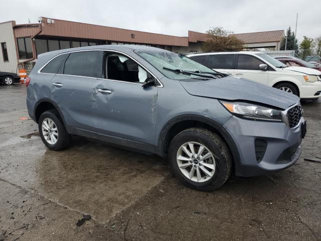 5XYPG4A51LG631186 - 2020 KIA SORENTO S GRAY photo 4