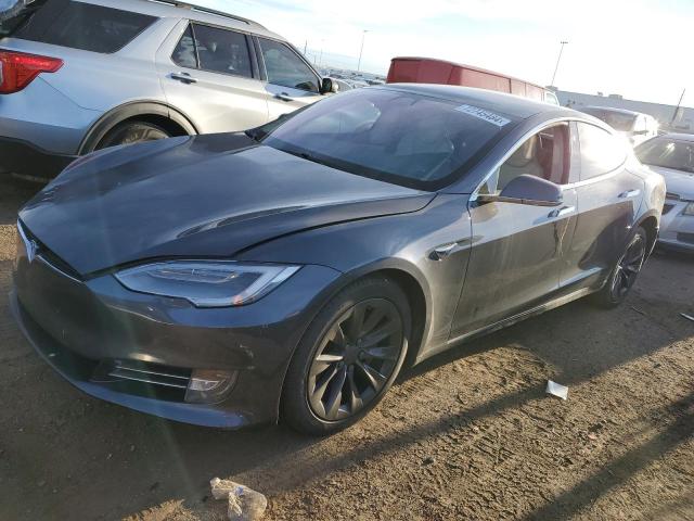 5YJSA1E25JF263318 - 2018 TESLA MODEL S GRAY photo 1