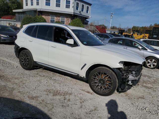 5UXTR7C56KLR43822 - 2019 BMW X3 SDRIVE30I WHITE photo 4