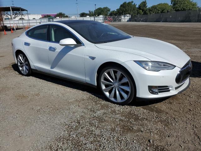 5YJSA1CP0DFP25304 - 2013 TESLA MODEL S Սպիտակ լուսանկար 4