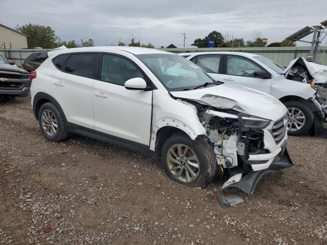 KM8J2CA4XJU745345 - 2018 HYUNDAI TUCSON SE WHITE photo 4