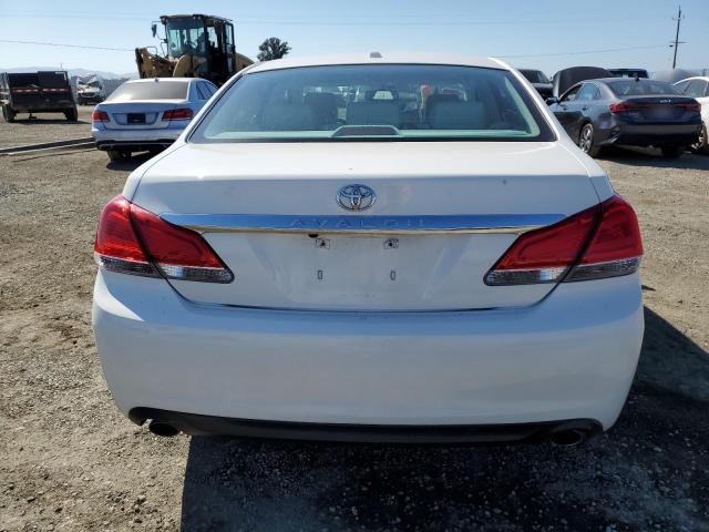 4T1BK3DB2BU401332 - 2011 TOYOTA AVALON BASE 白色 照片 6