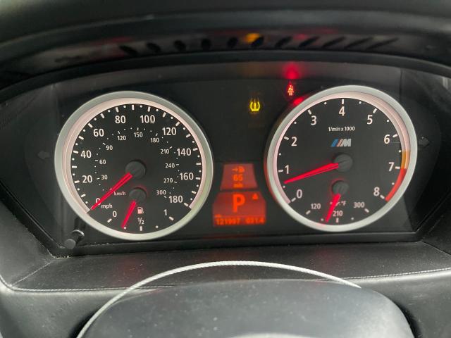 5YMGZ0C5XBLK13817 - 2011 BMW X6 M RED photo 8