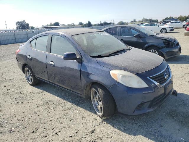 3N1CN7AP3DL881937 - 2013 NISSAN VERSA S BLUE photo 4