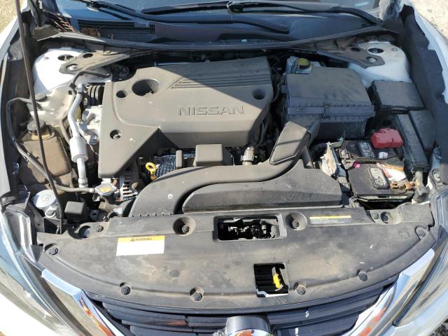 1N4AL3AP7JC216992 - 2018 NISSAN ALTIMA 2.5 WHITE photo 11