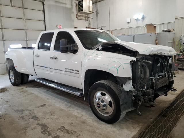 1GT426C8XCF146648 - 2012 GMC SIERRA K3500 DENALI WHITE photo 4