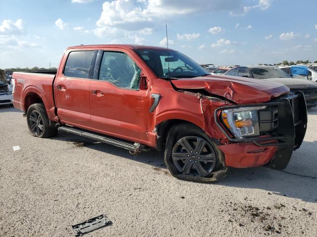 1FTFW1E88PKE35621 - 2023 FORD F150 SUPERCREW RED photo 4