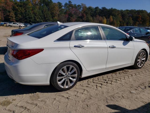 5NPEC4AC3BH298384 - 2011 HYUNDAI SONATA SE WHITE photo 3