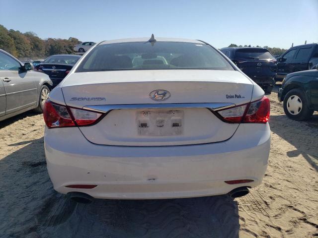 5NPEC4AC3BH298384 - 2011 HYUNDAI SONATA SE WHITE photo 6