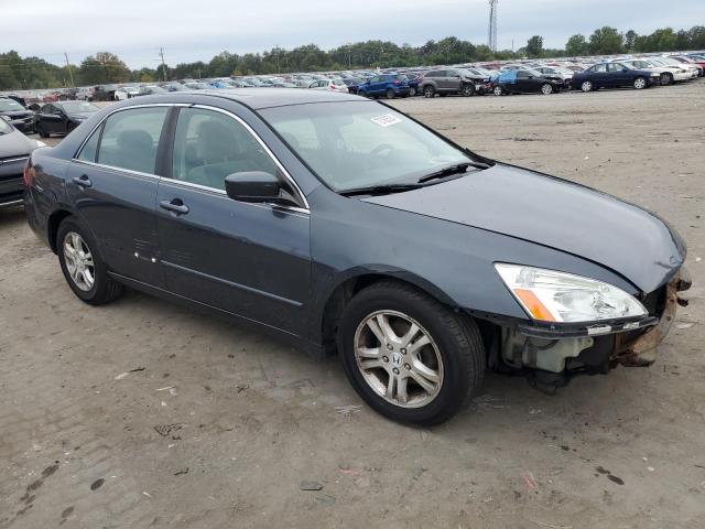 1HGCM56727A011302 - 2007 HONDA ACCORD EX CHARCOAL photo 4