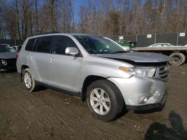 5TDBK3EHXBS092320 - 2011 TOYOTA HIGHLANDER BASE Күміс фото 4