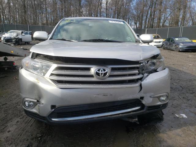 5TDBK3EHXBS092320 - 2011 TOYOTA HIGHLANDER BASE SILVER photo 5