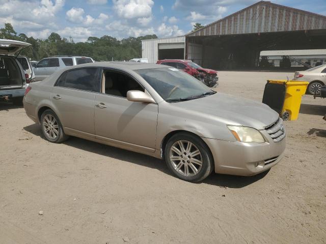 4T1BK36B56U134335 - 2006 TOYOTA AVALON XL GOLD photo 4