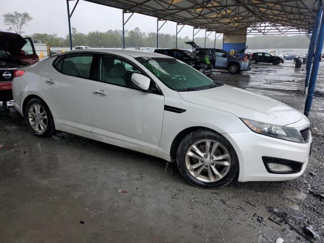 5XXGM4A74DG095656 - 2013 KIA OPTIMA LX WHITE photo 4