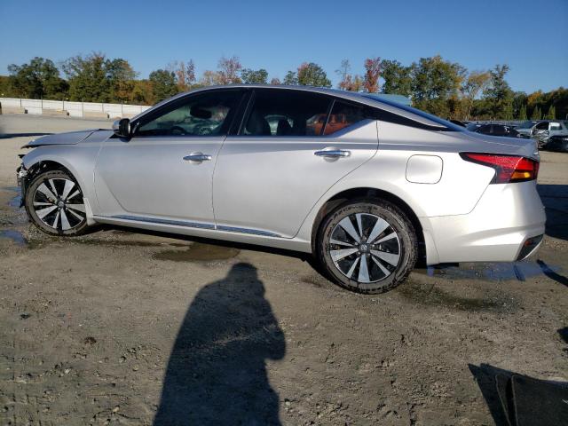 1N4BL4EV8KC124388 - 2019 NISSAN ALTIMA SL SILVER photo 2