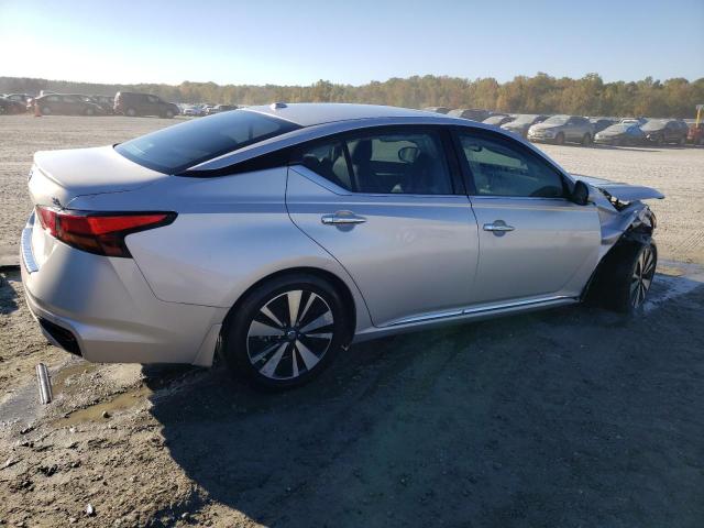 1N4BL4EV8KC124388 - 2019 NISSAN ALTIMA SL SILVER photo 3