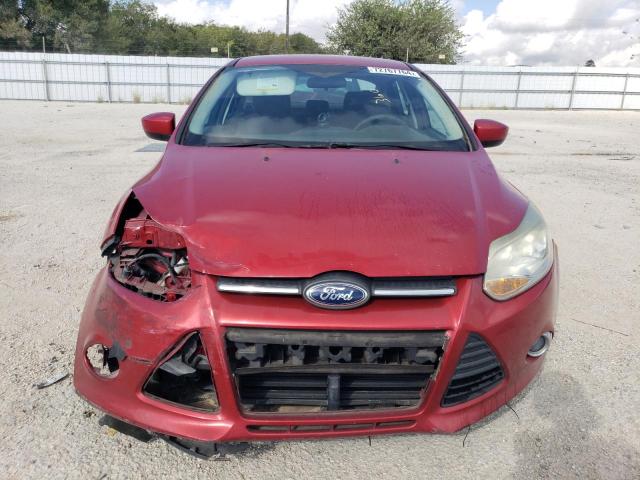 1FAHP3F2XCL475883 - 2012 FORD FOCUS SE RED photo 5