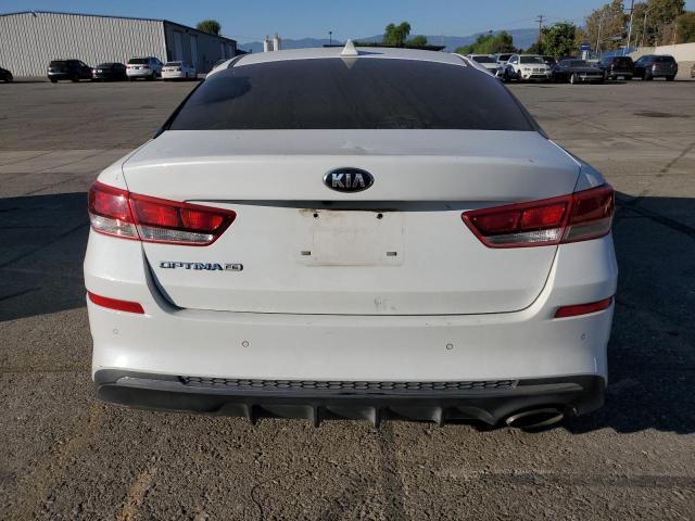 5XXGT4L34KG292224 - 2019 KIA OPTIMA LX WHITE photo 6