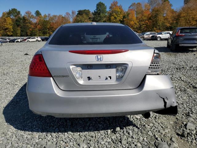 1HGCM56827A112137 - 2007 HONDA ACCORD EX SILVER photo 6