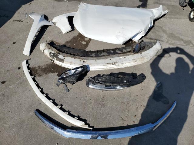 5GAERDKW6NJ185291 - 2022 BUICK ENCLAVE AVENIR თეთრი ფოტო 13