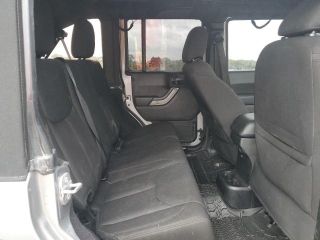 1C4BJWDG4HL719794 - 2017 JEEP WRANGLER U SPORT Srebrny zdjęcie 10