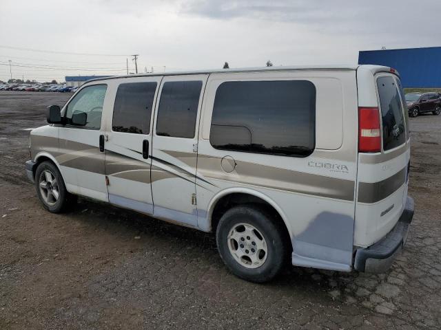 1GBFG15T841203107 - 2004 CHEVROLET EXPRESS G1 WHITE photo 2