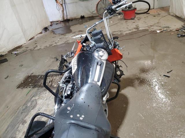 1HD1FC4188Y675016 - 2008 HARLEY-DAVIDSON FLHTCUI 黑色 照片 5