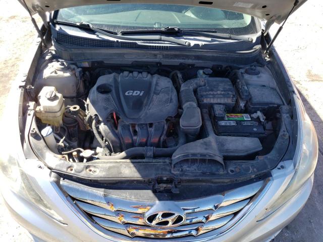 5NPEC4AC8BH072146 - 2011 HYUNDAI SONATA SE SILVER photo 11