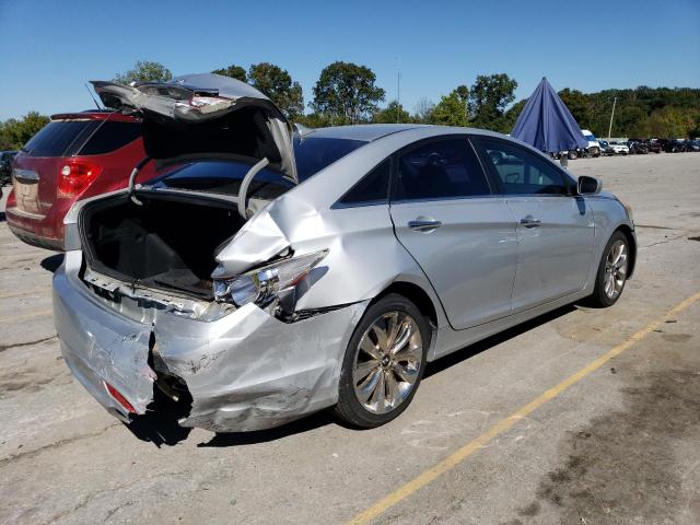 5NPEC4AC8BH072146 - 2011 HYUNDAI SONATA SE SILVER photo 3