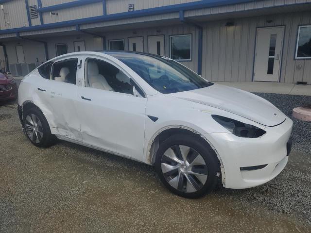 5YJYGDEE8MF256825 - 2021 TESLA MODEL Y WHITE photo 4