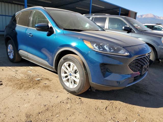 1FMCU9G66LUC74697 - 2020 FORD ESCAPE SE BLUE photo 4