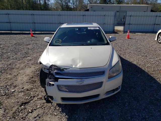 1G1ZE5E76AF101675 - 2010 CHEVROLET MALIBU LTZ თეთრი ფოტო 5