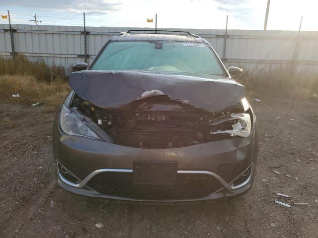 2C4RC1BG7HR747417 - 2017 CHRYSLER PACIFICA TOURING L GRAY photo 5