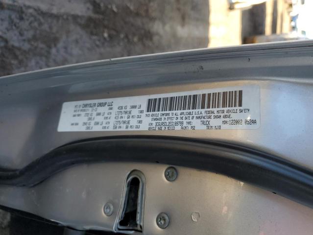 3C6UR5DL2EG189799 - 2014 RAM 2500 SLT 银色 照片 12